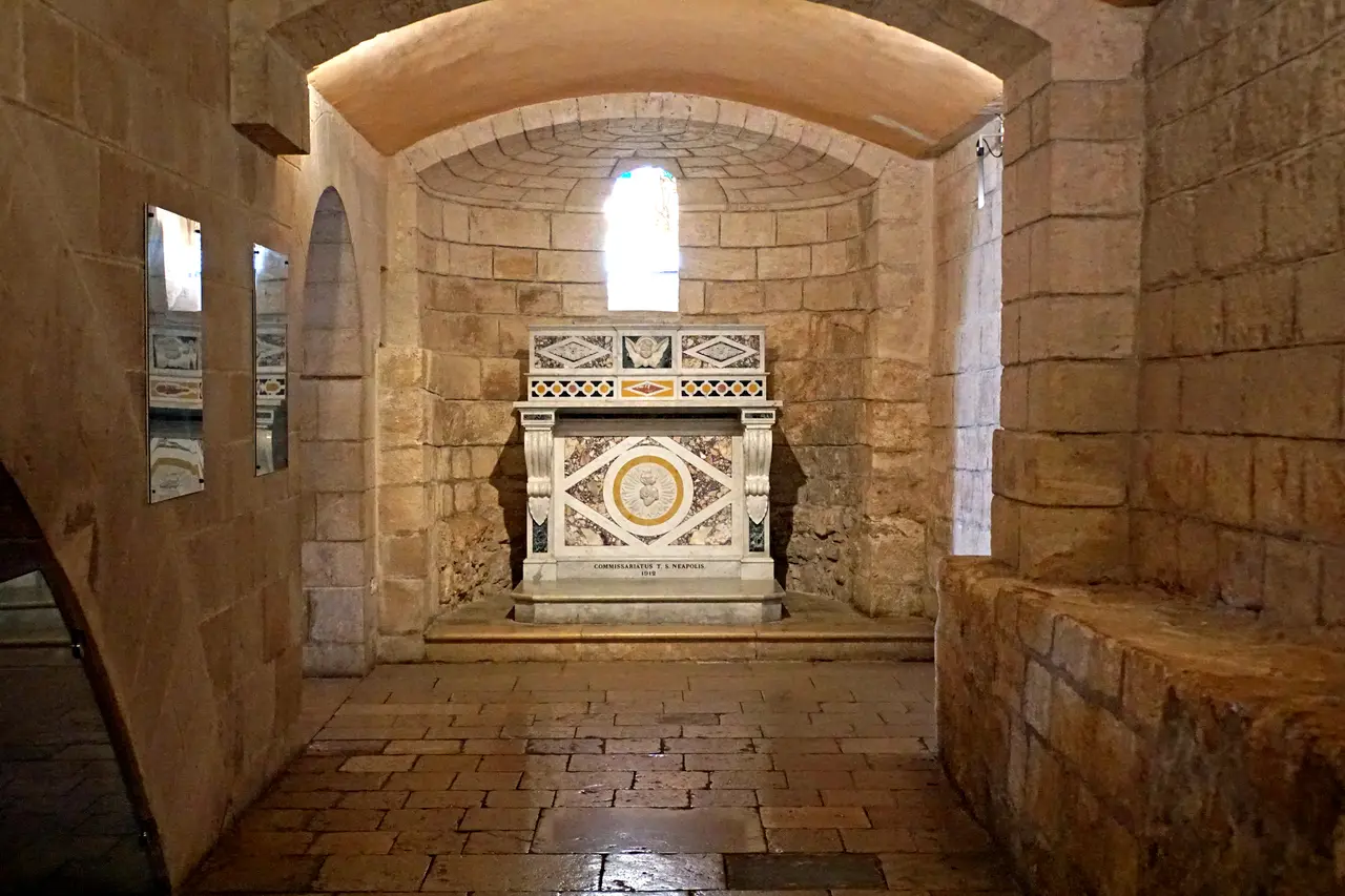 Basilica of the Annunciation: grotto, photo 9 of 11