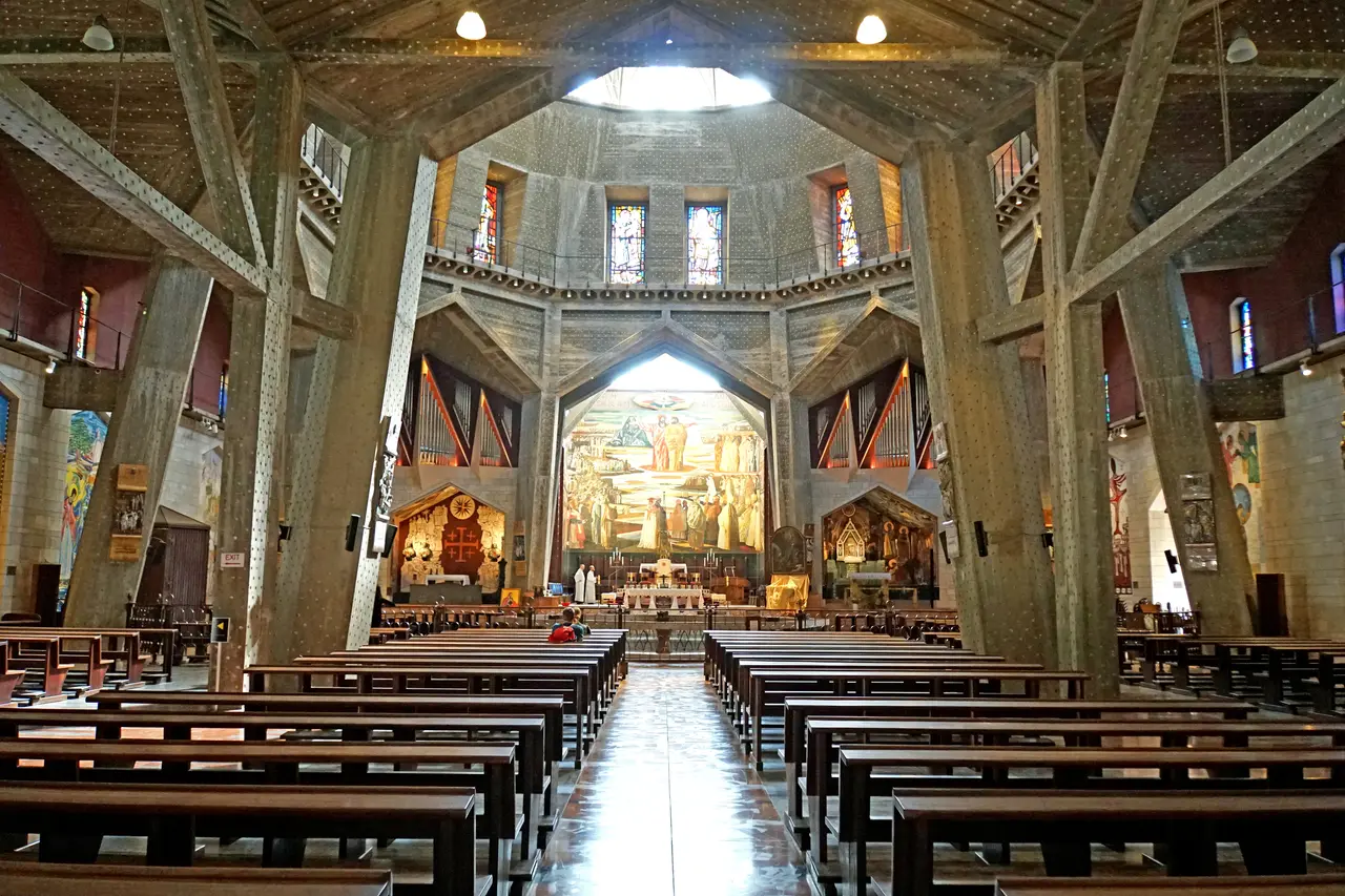 Basilica of the Annunciation: interior, photo 7 of 11