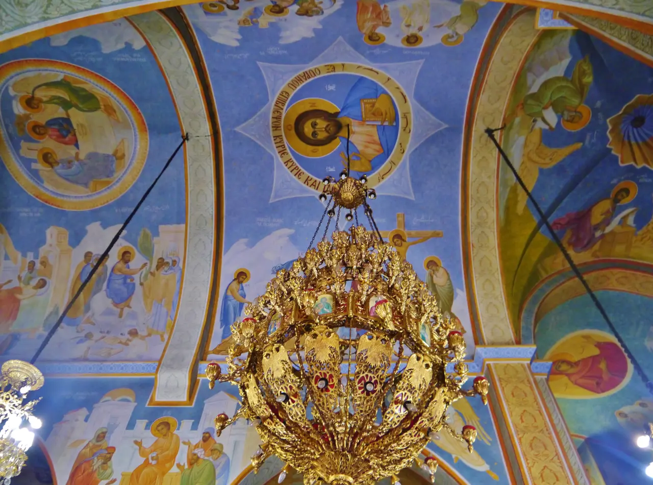 Greek Orthodox Church of the Annunciation: ceiling and vaults, photo 5 of 6